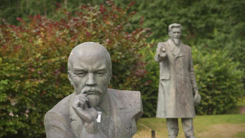 Uus dokumentaalfilm nõukogude sõjahaudadest ja monumentidest