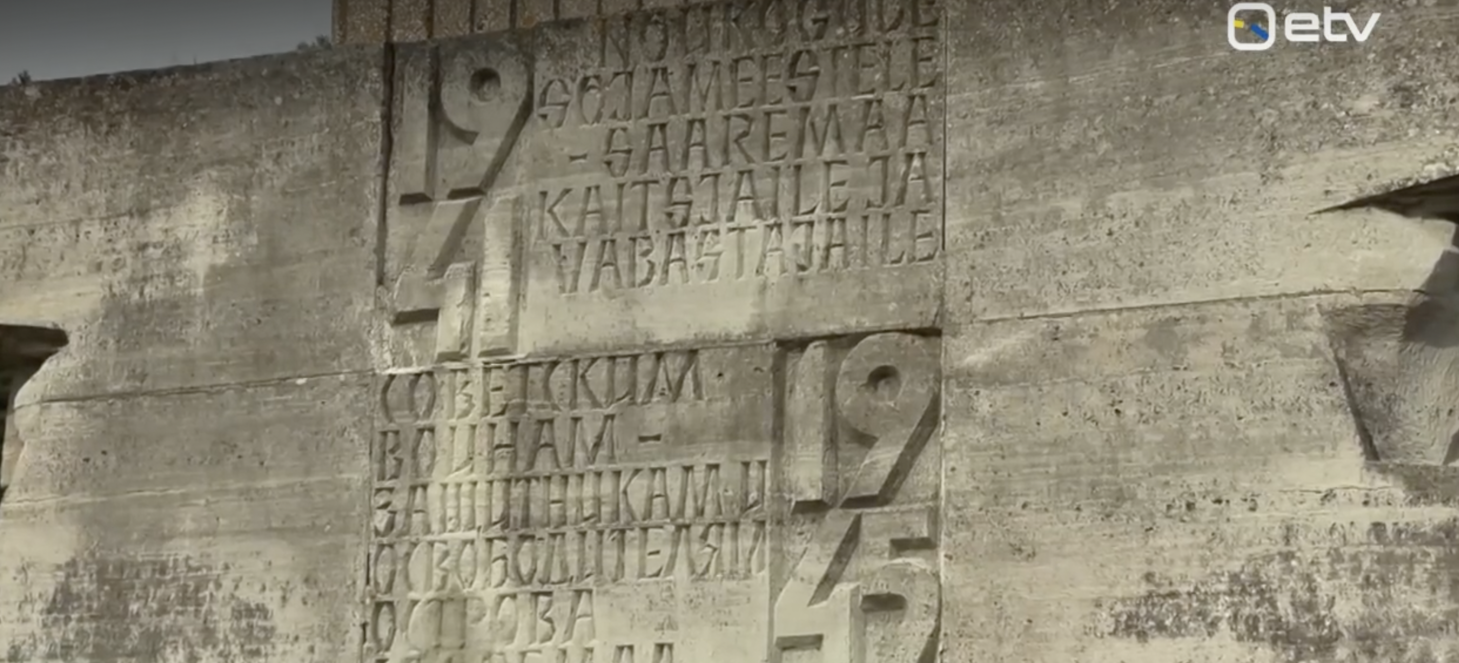 Saaremaa municipality cannot remove red emblem from Tehumardi monument – ERR